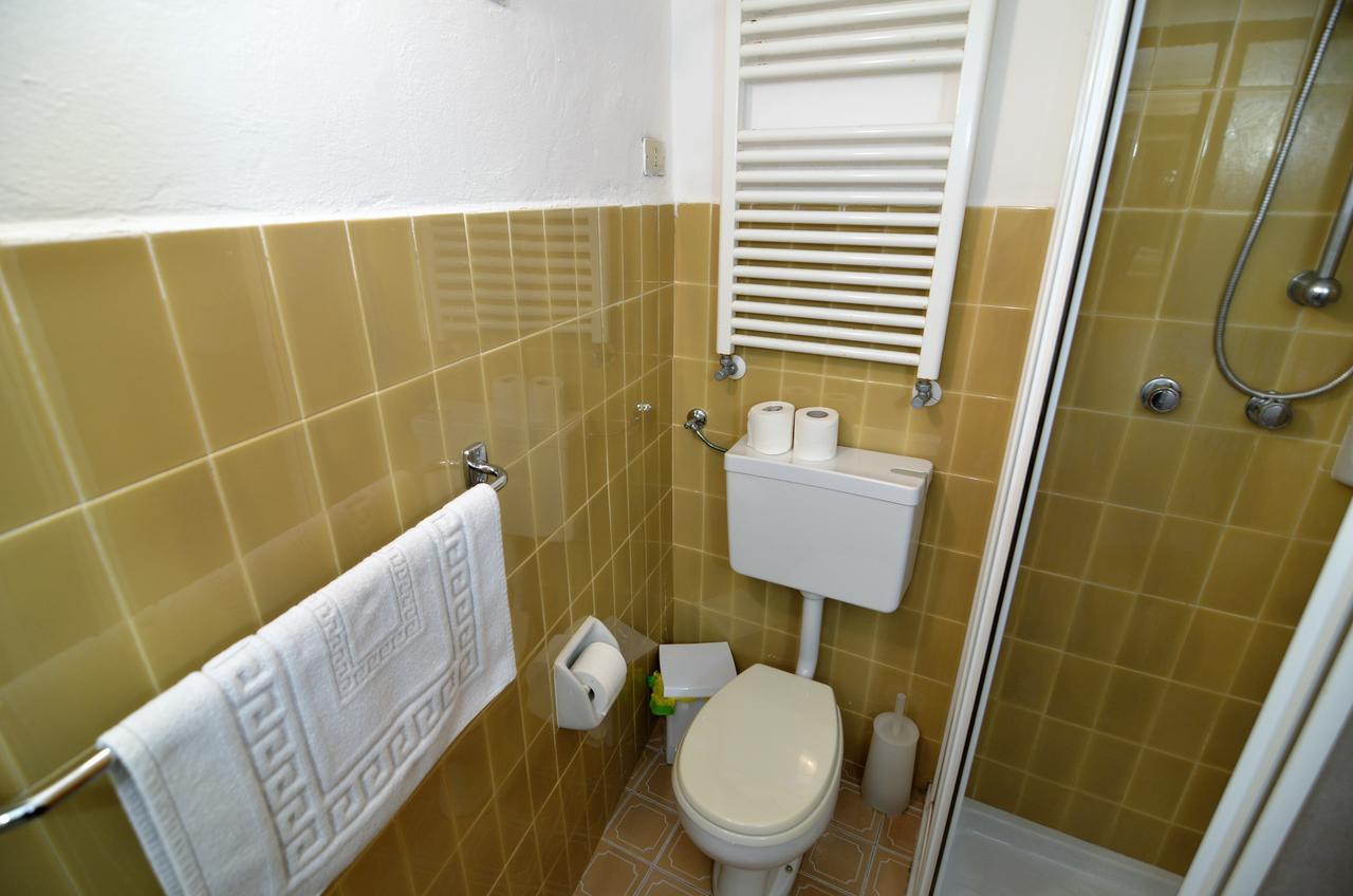 Lobster Cottage Apartment 莱万托 外观 照片